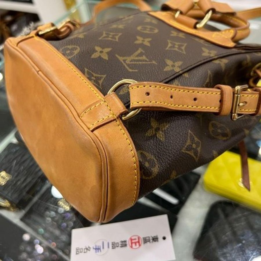 東區正精品㊣LV M51137 Vintage 原花字紋皮革前拉鍊口袋金釦翻蓋釦式抽繩束口後背包小款 RZ6337-4