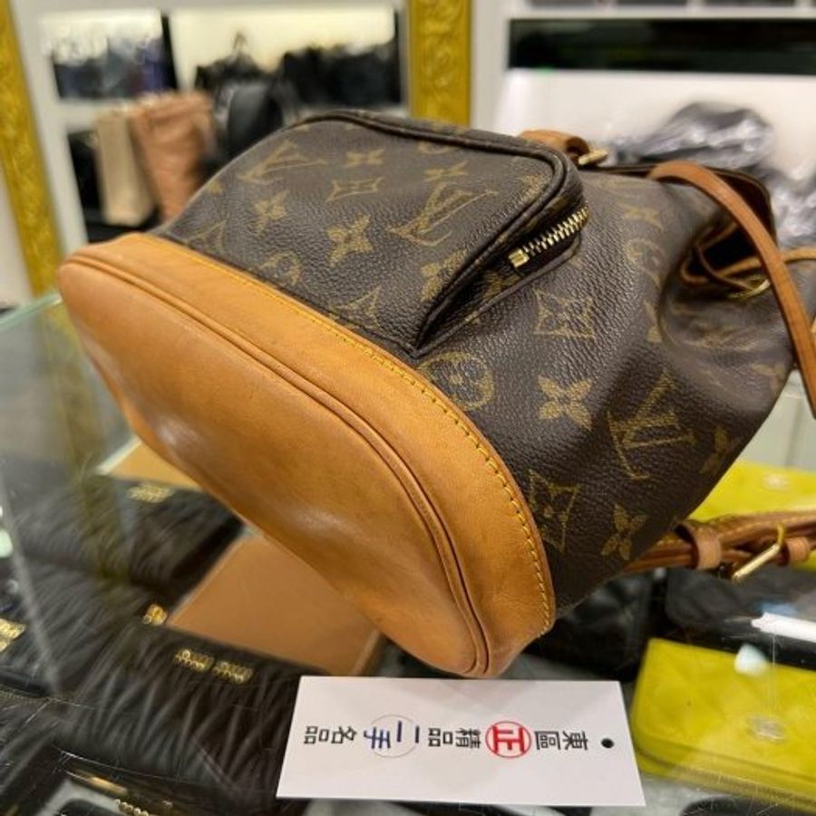 東區正精品㊣LV M51137 Vintage 原花字紋皮革前拉鍊口袋金釦翻蓋釦式抽繩束口後背包小款 RZ6337-7