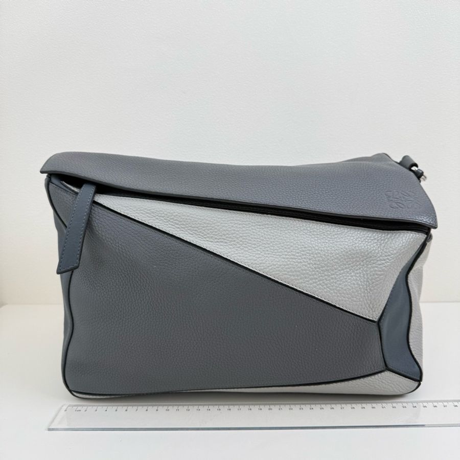 LOEWE/羅意威 Puzzle 大號拼色淺灰拼深灰 銀扣-1