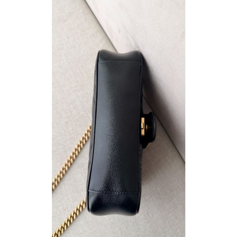 Gucci 「現貨」黑金Marmont 22鏈條包 22*13*5 95新 配件塵袋-9