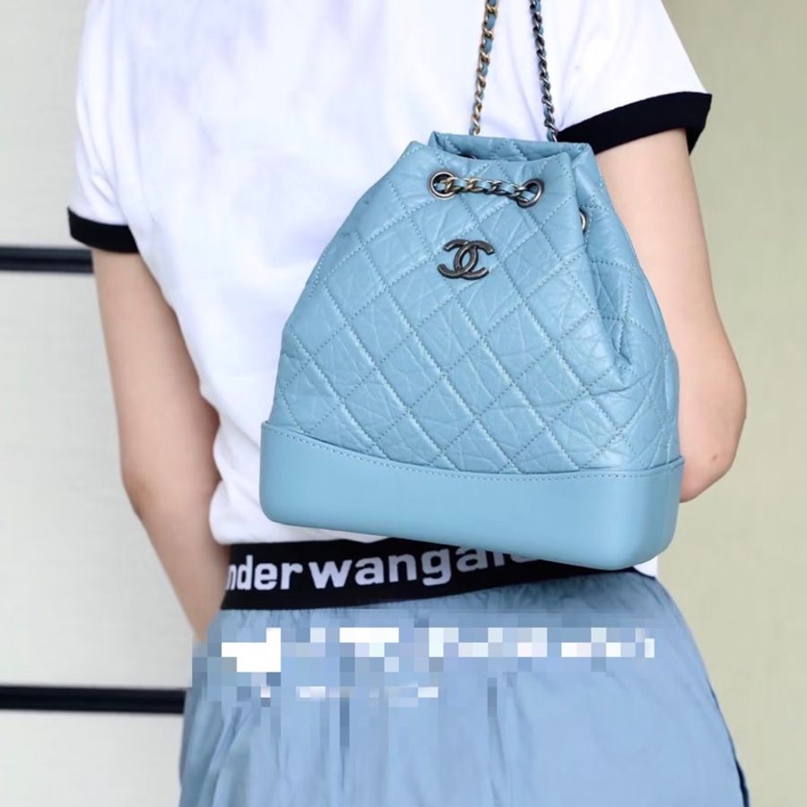 【98新 ✨ 全網最低價！】 Chanel 流浪小書包 雙肩包 霧霾藍色 (下單前先詢問庫存❗️）-1
