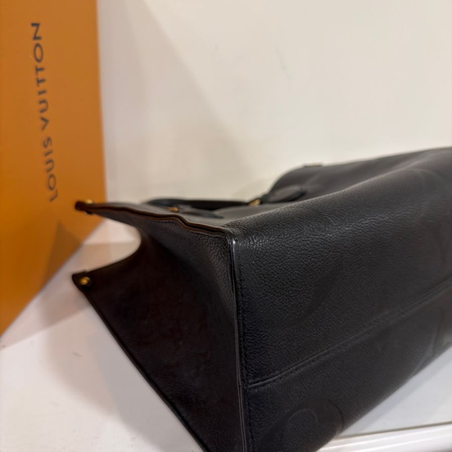 #僅一顆全網最低💰 #櫃上在售10多萬 Lv On-The-Go 中號全黑壓紋-7