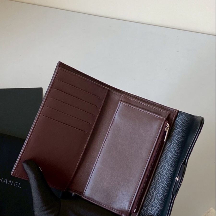 香奈兒黑金荔枝皮中夾-7