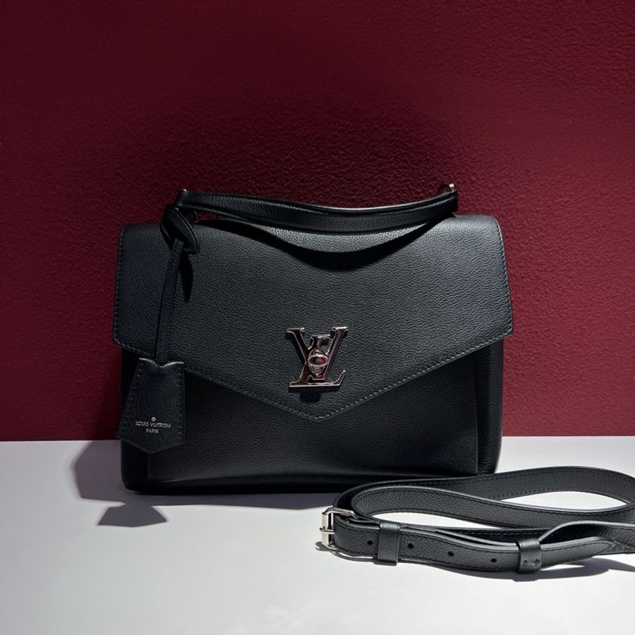 路易威登/Louis Vuitton Lock me系列 銀扣 荔枝紋 黑色斜挎包 手提包 尺寸：27*9*20 cm-0