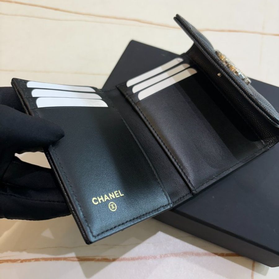*SHIHNA名牌精品* CHANEL 大雙C 三摺卡包 絲巾暗袋 芯片款-5