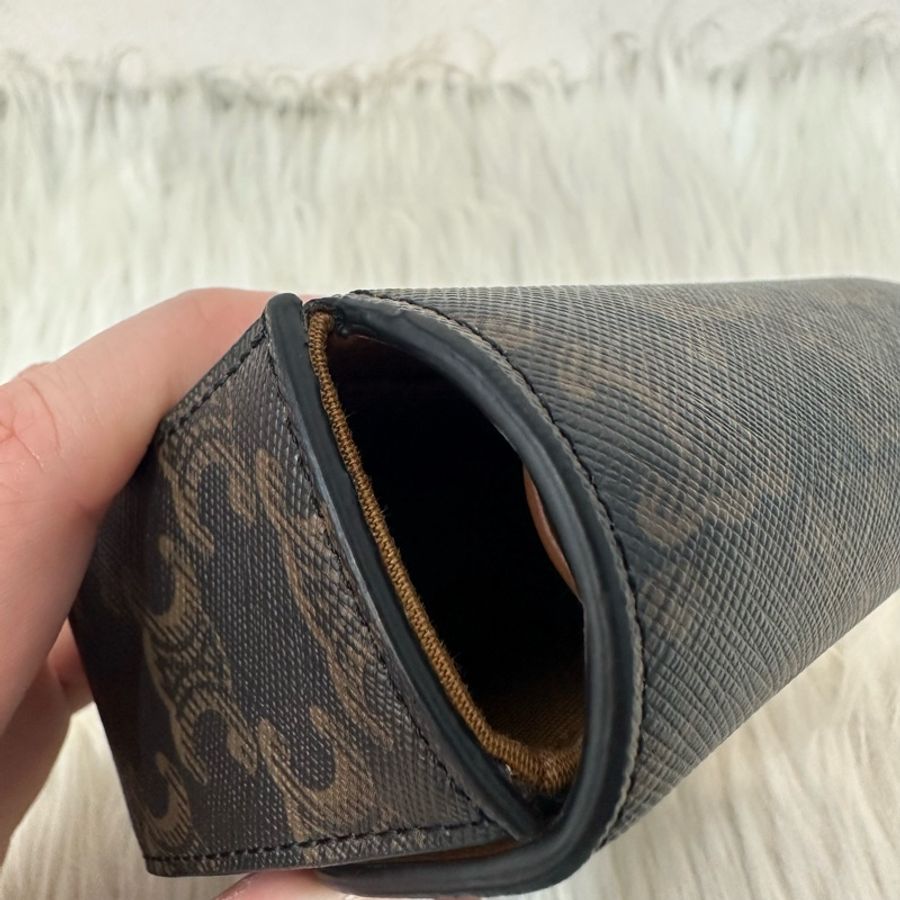 Celine 老花金釦凱旋門迷你斜背包-11