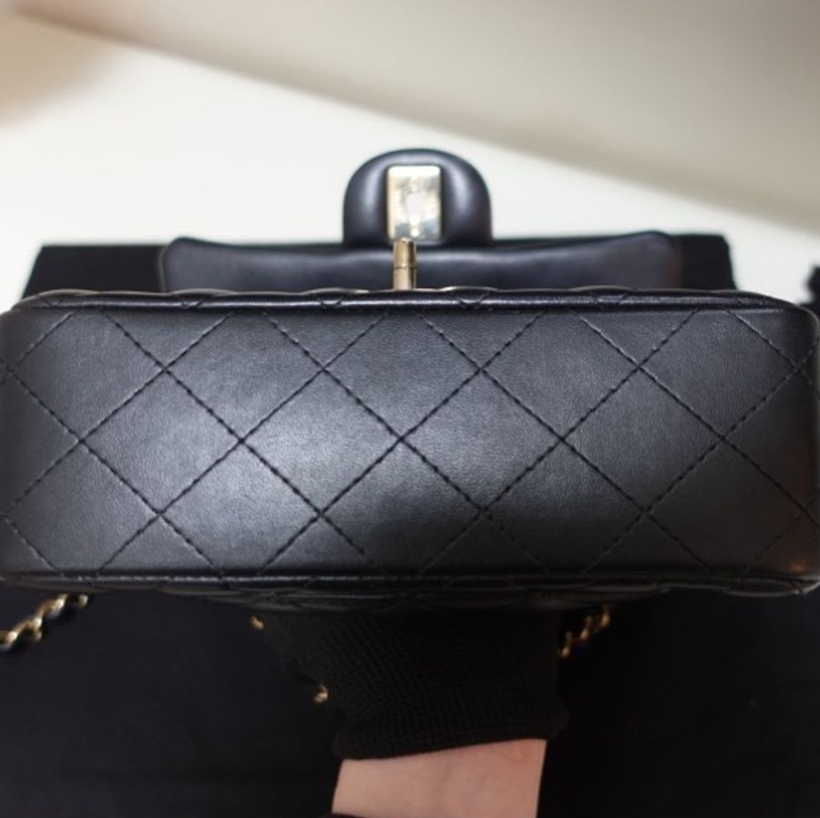Chanel CF20 口蓋包大Mini 羊皮黑淡金扣 晶片款大全配 二手98新（專櫃價185600）-4