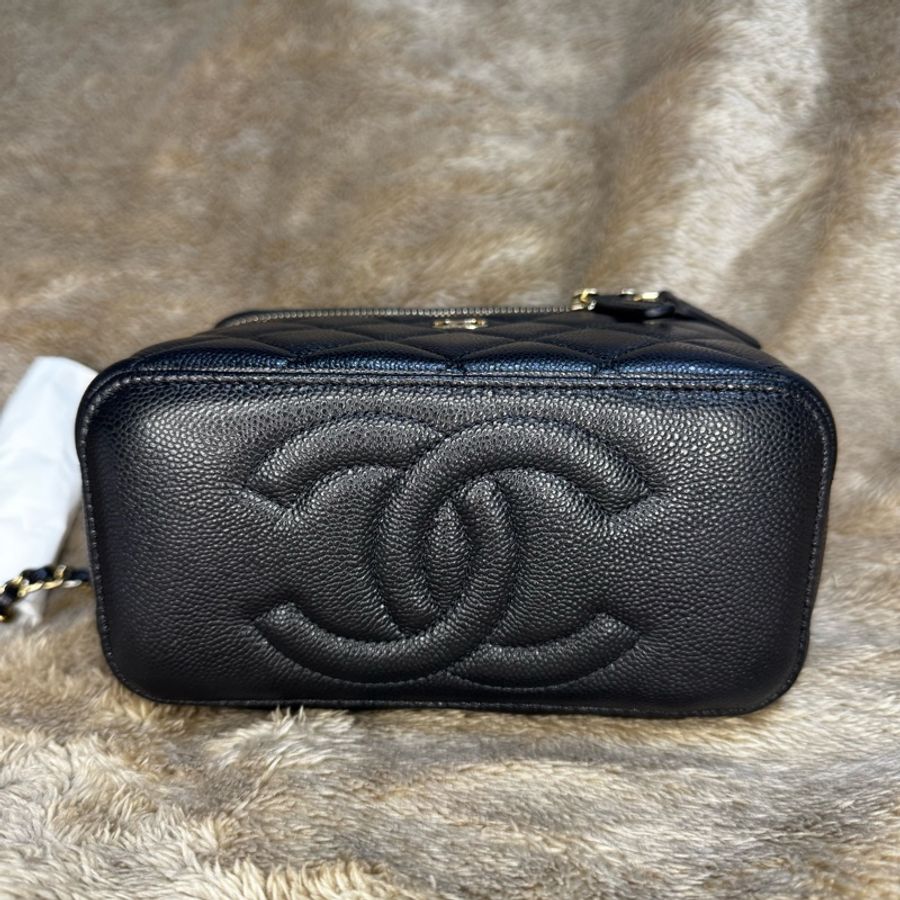 CHANEL 全新荔枝皮黑色長盒子淡金釦-8