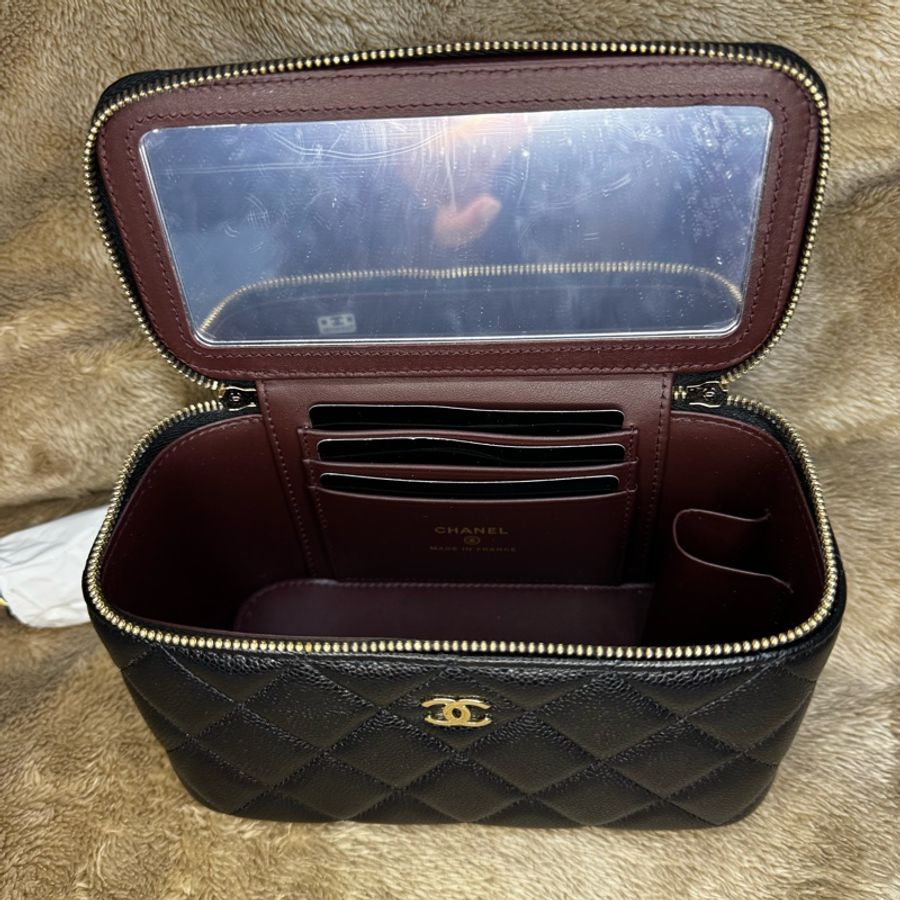 CHANEL 全新荔枝皮黑色長盒子淡金釦-12