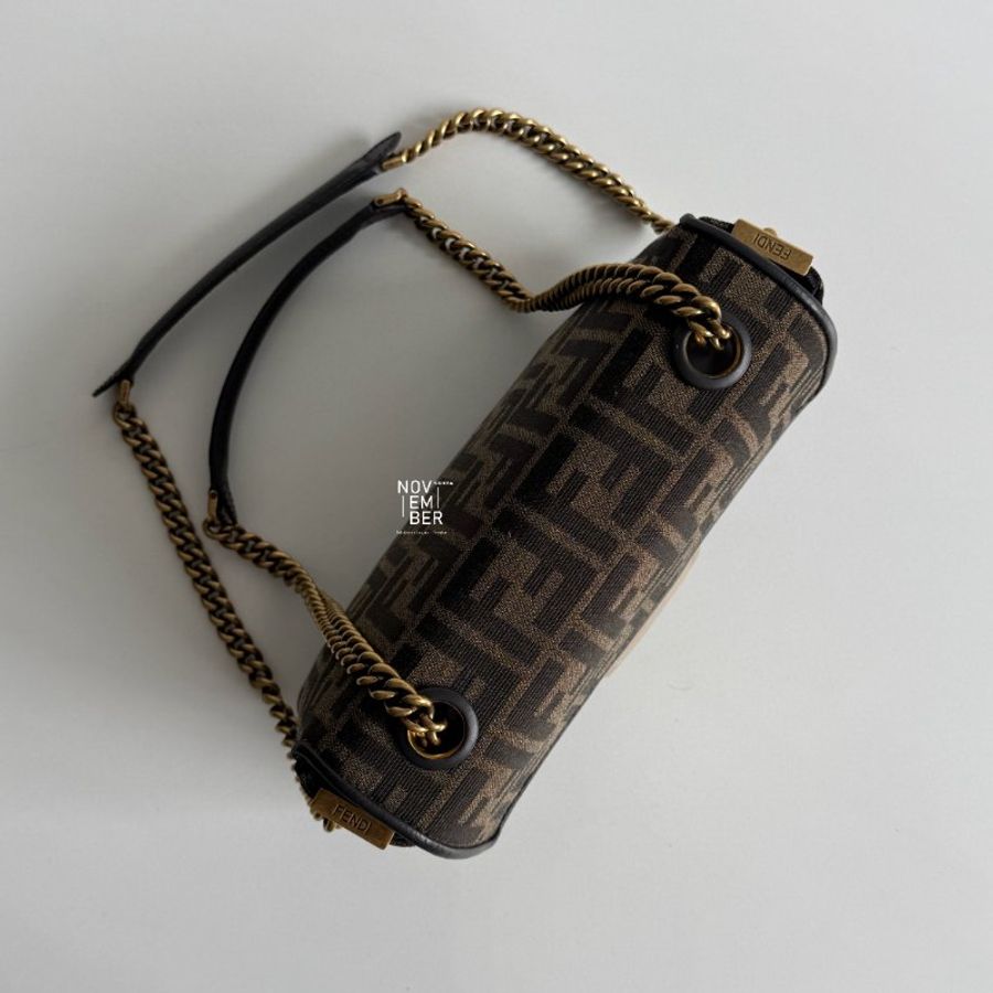 99新🆕 Fendi 芬迪 Baguette 老花法棍包 中號-4