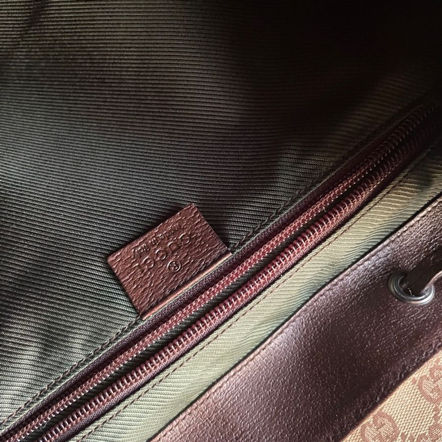 🍎優惠中🍎Gucci 經典GG老花後背包🎒 肩背包/雙肩包/旅行包/過夜包/水桶包/束口包 🎒側背/手提🎒正品🎒況不錯🎒男女皆適-49