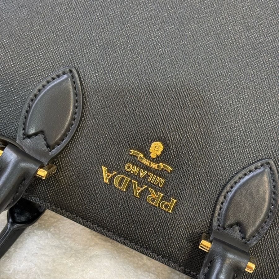 (全新閒置）Prada 殺手包 黑色小號 購入九萬-4