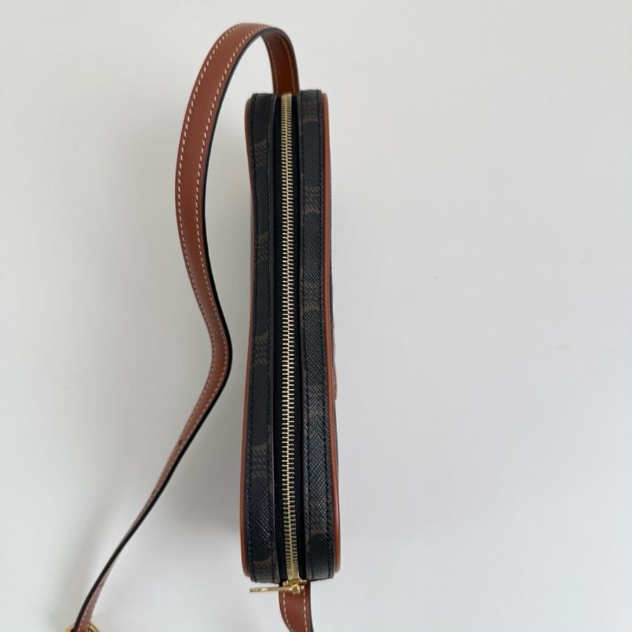 賽琳/Celine 深棕色標誌印花迷你單肩包 金扣  尺寸:19*10*3cm-7