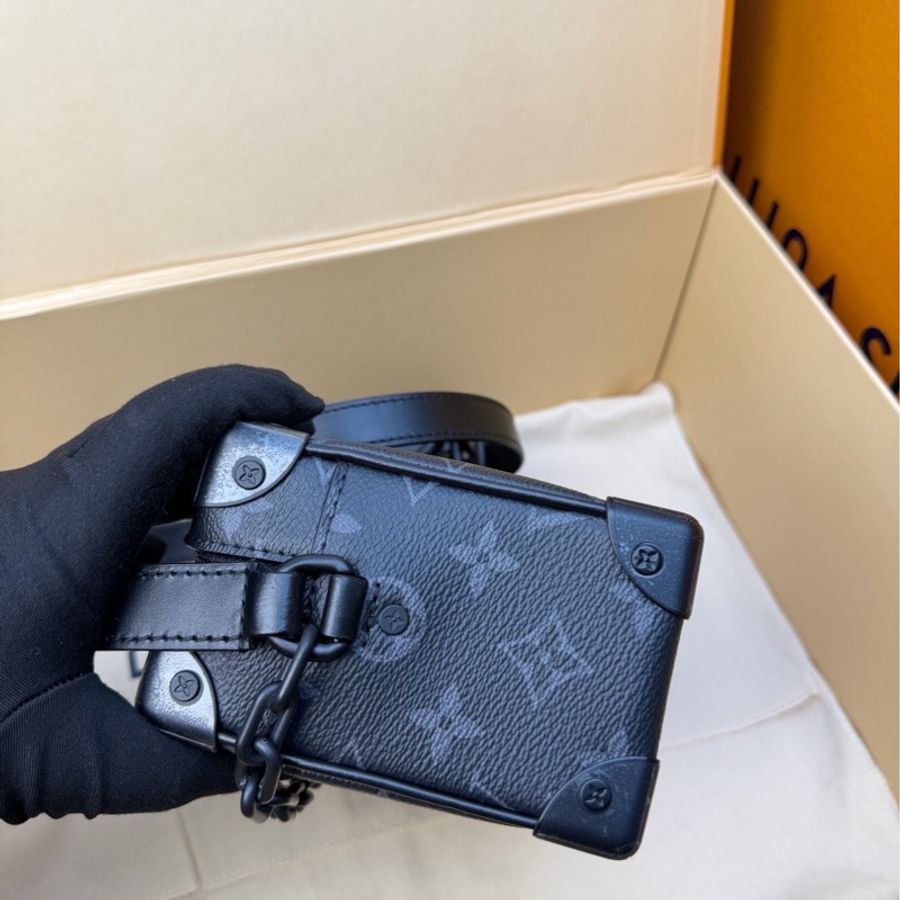 Lv/路易威登 LV soft trunk黑花  Trunk黑花盒子包-4