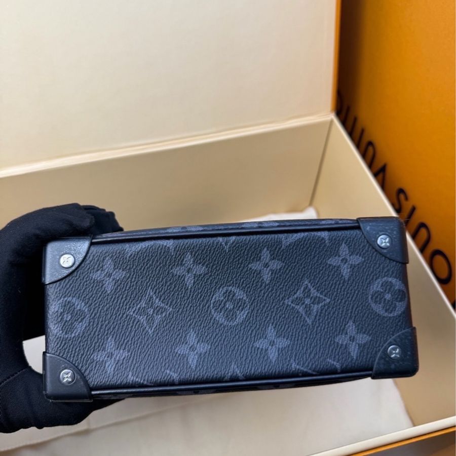 Lv/路易威登 LV soft trunk黑花  Trunk黑花盒子包-5