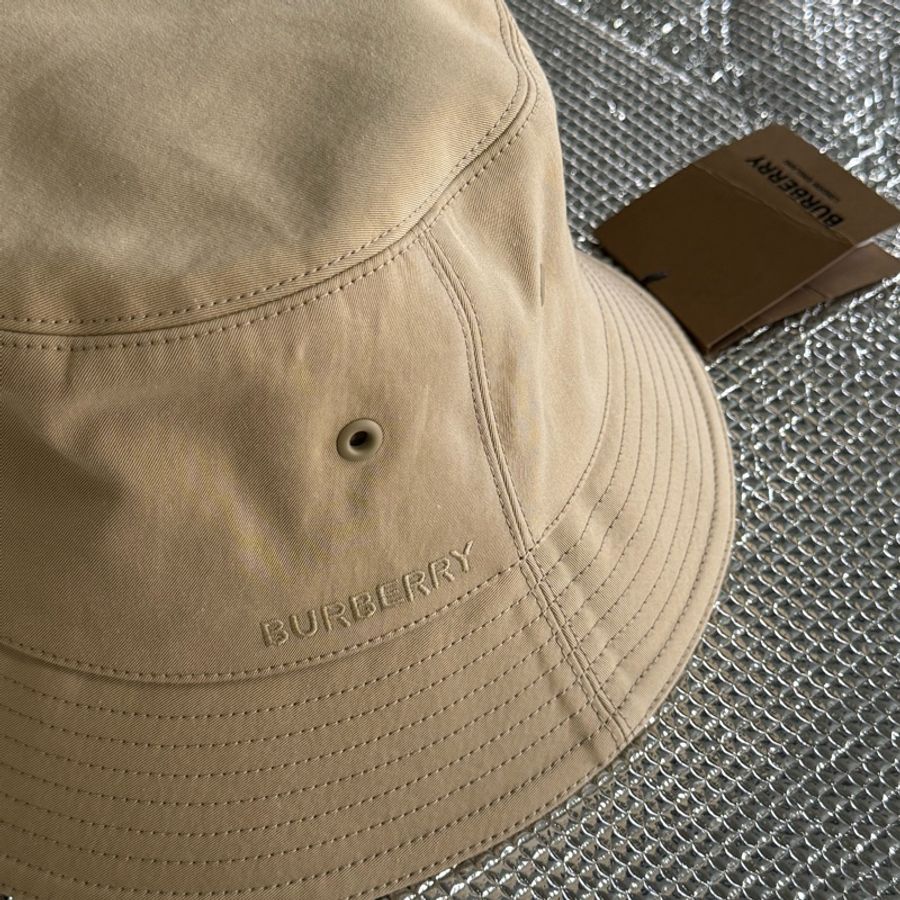 「英國代購」 全新Burberry 博柏利「專櫃親購」LOGO漁夫帽卡其經典格紋-0
