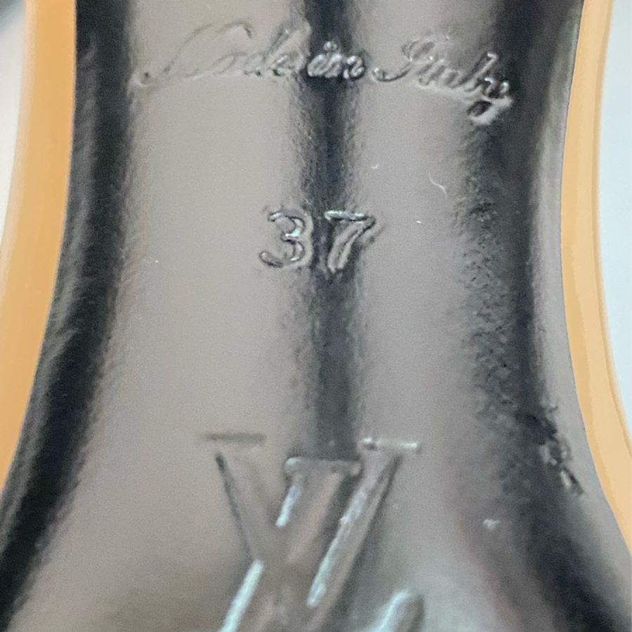 Louis Vuitton Heels EU 37-7
