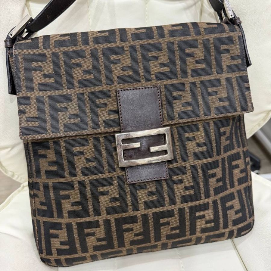 Fendi 老花-1