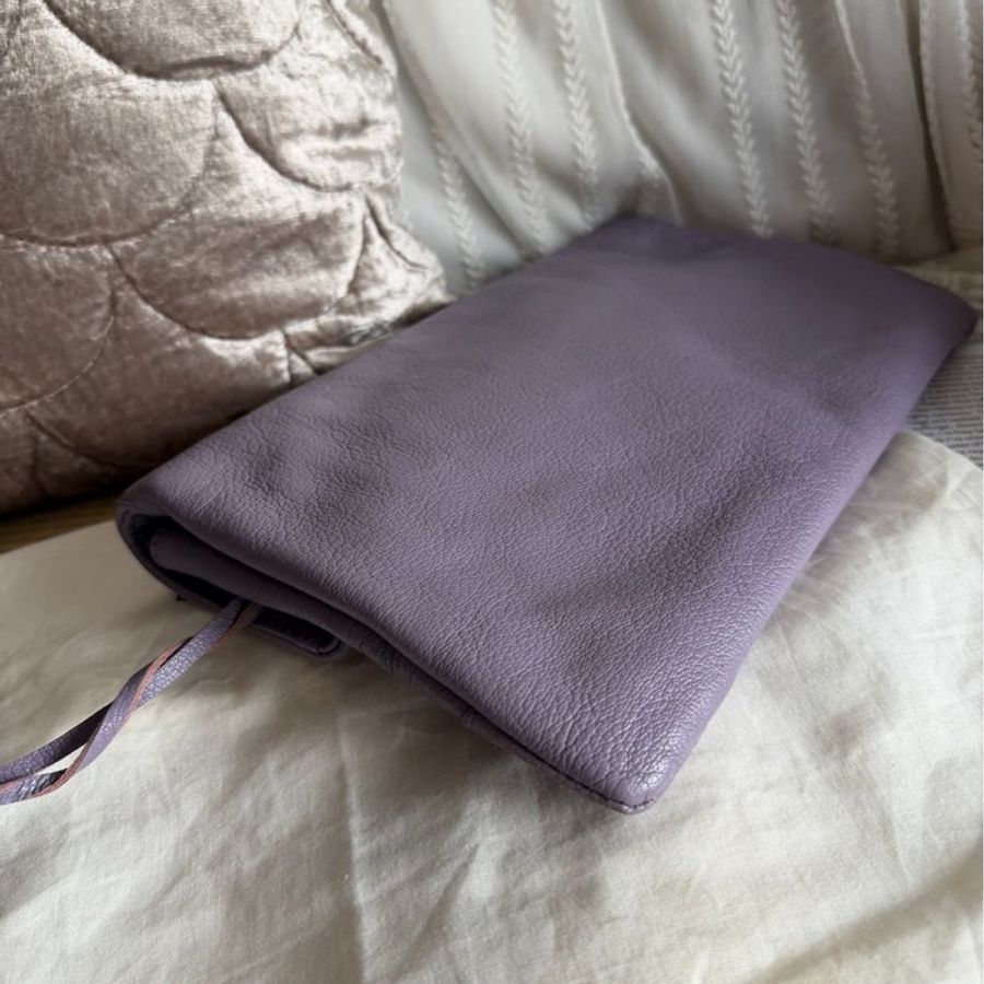 巴黎世家 薰衣草色 夢幻顏色 手拿包 手包 手提包機車包 皮革 balenciaga lavender purple Lambskin Motocross Giant 12 silver Envelope Clutch Bag 超夢幻顏色-12