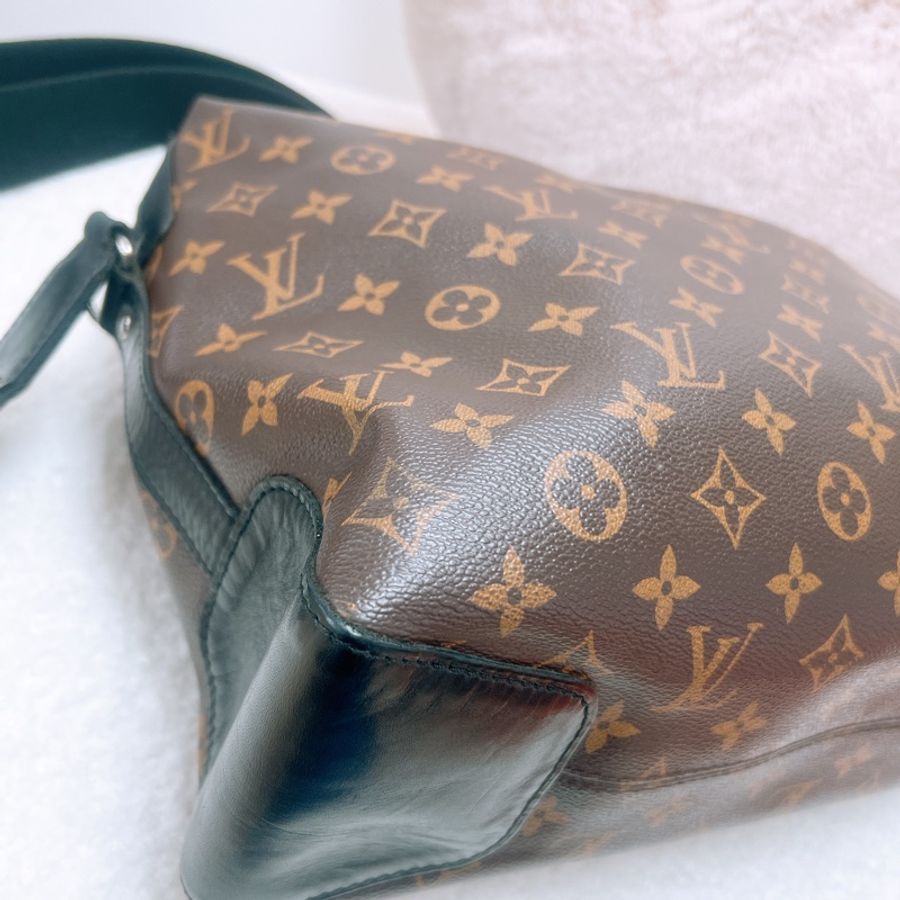 Lv macassar torres 老花郵差包-7