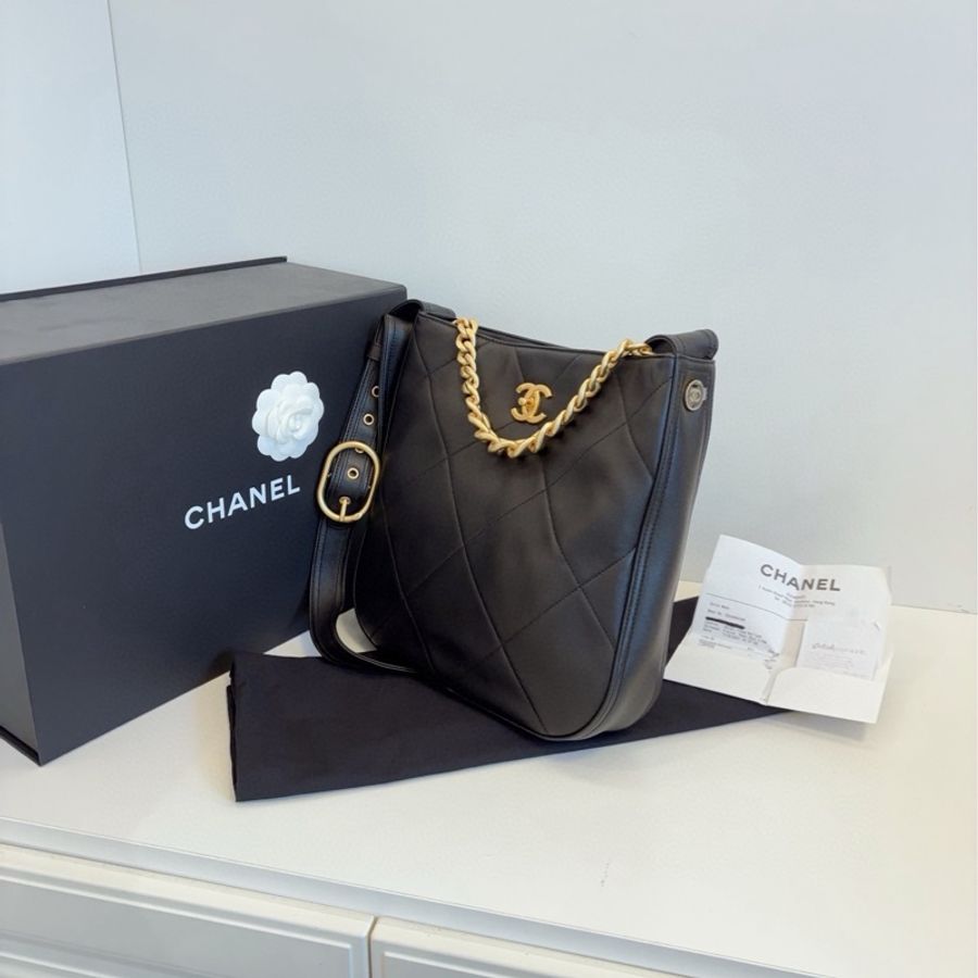 ✨Chanel 21K 黑色嬉皮Hobo 閒置新 芯片款小號🖤-10