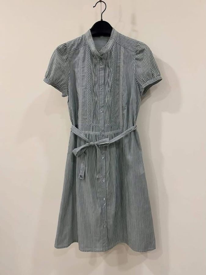 BURBERRY 蕾絲滾邊直條紋腰帶戰馬洋裝-3