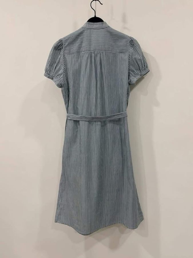 BURBERRY 蕾絲滾邊直條紋腰帶戰馬洋裝-4