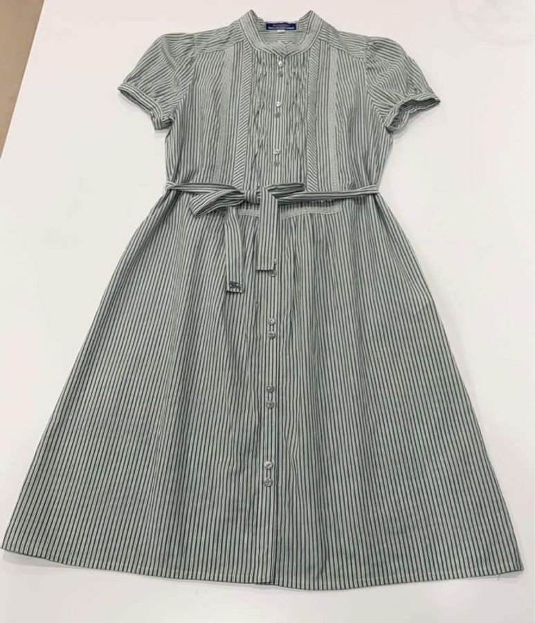 BURBERRY 蕾絲滾邊直條紋腰帶戰馬洋裝-7