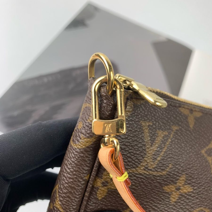 LV大麻將包 有皮革短背帶/金屬長鏈條-6