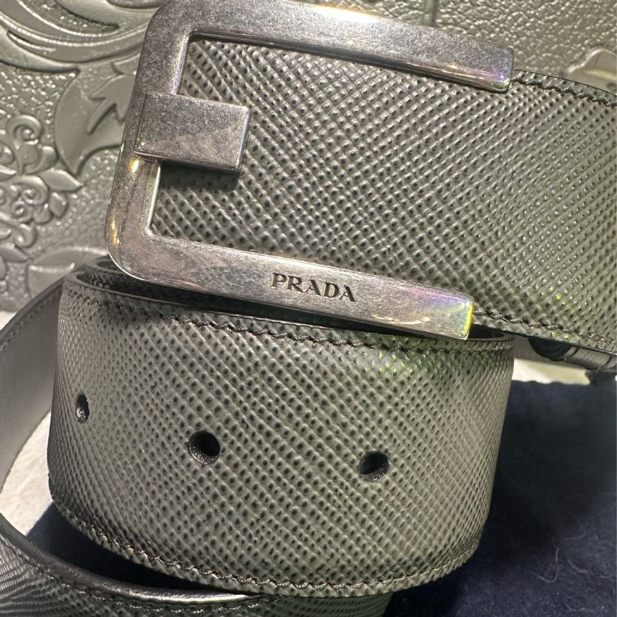 普拉達 Prada 經典的 Saffiano 荔枝紋(十字紋)皮革 灰色 男裝皮帶-4