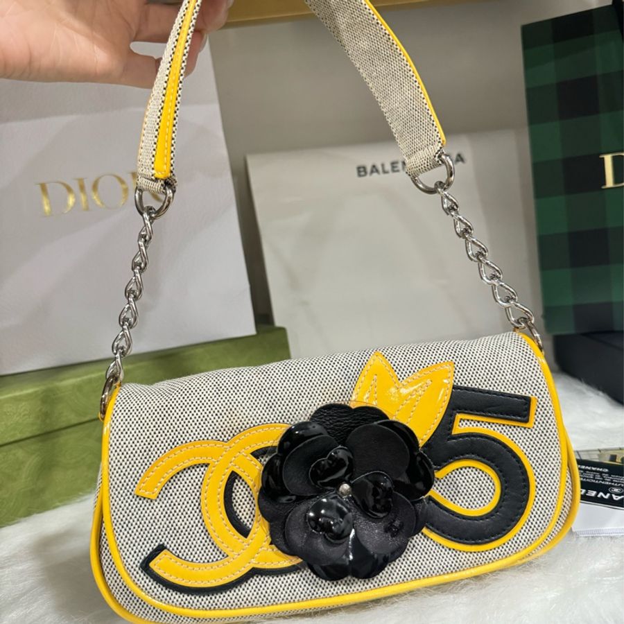 Chanel 腋下包-15