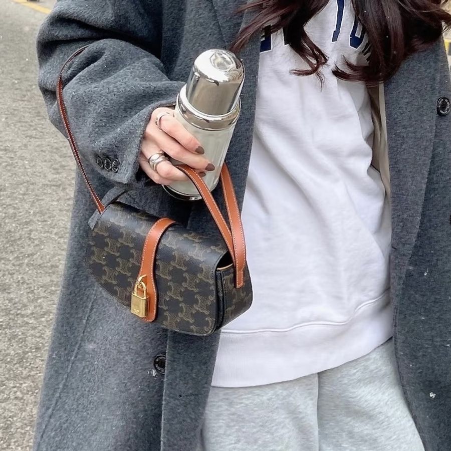 #CELINE 鎖頭肩背包 Lisa同款 ❤️-19