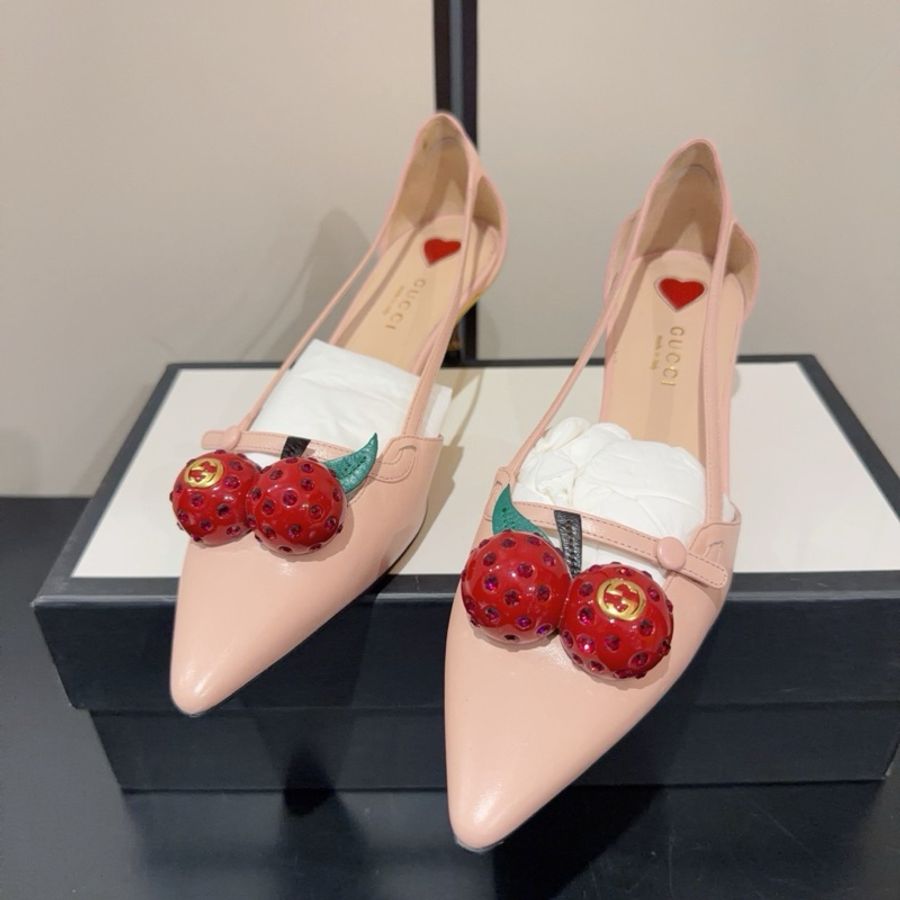 Gucci 古馳 櫻桃裝飾竹節跟高跟鞋 37碼 跟高4.5cm 小牛皮舒適超美 意大利產 女款-0