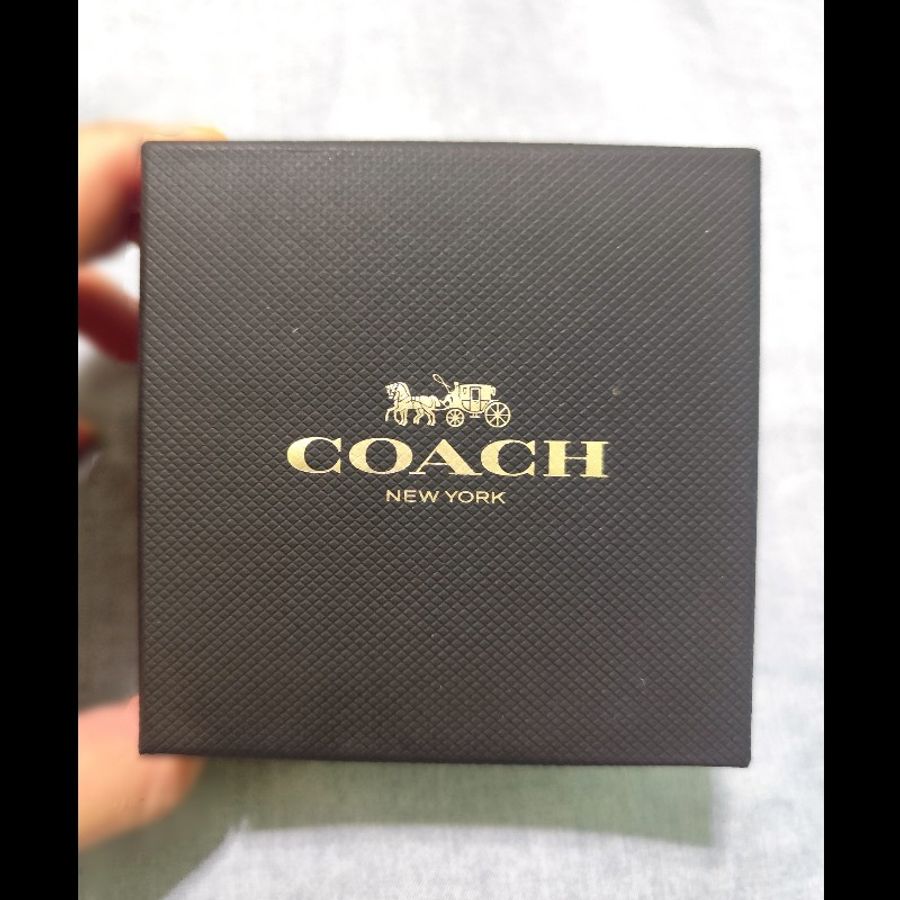 Coach 珍珠鋯石鏤空戒指三件組禮盒 8號(不可議)-12