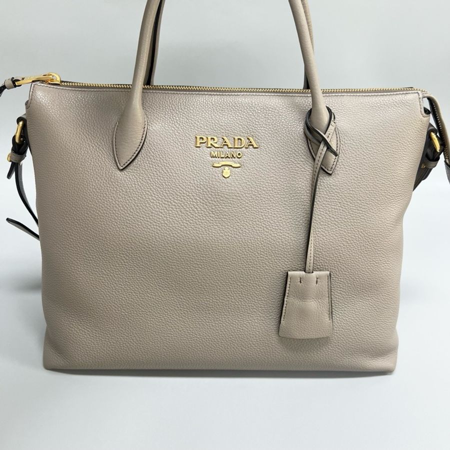 Prada/普拉達 灰色荔枝紋牛皮雙肩帶手提單肩斜挎包/餃子包 尺寸:35*27*17cm-6