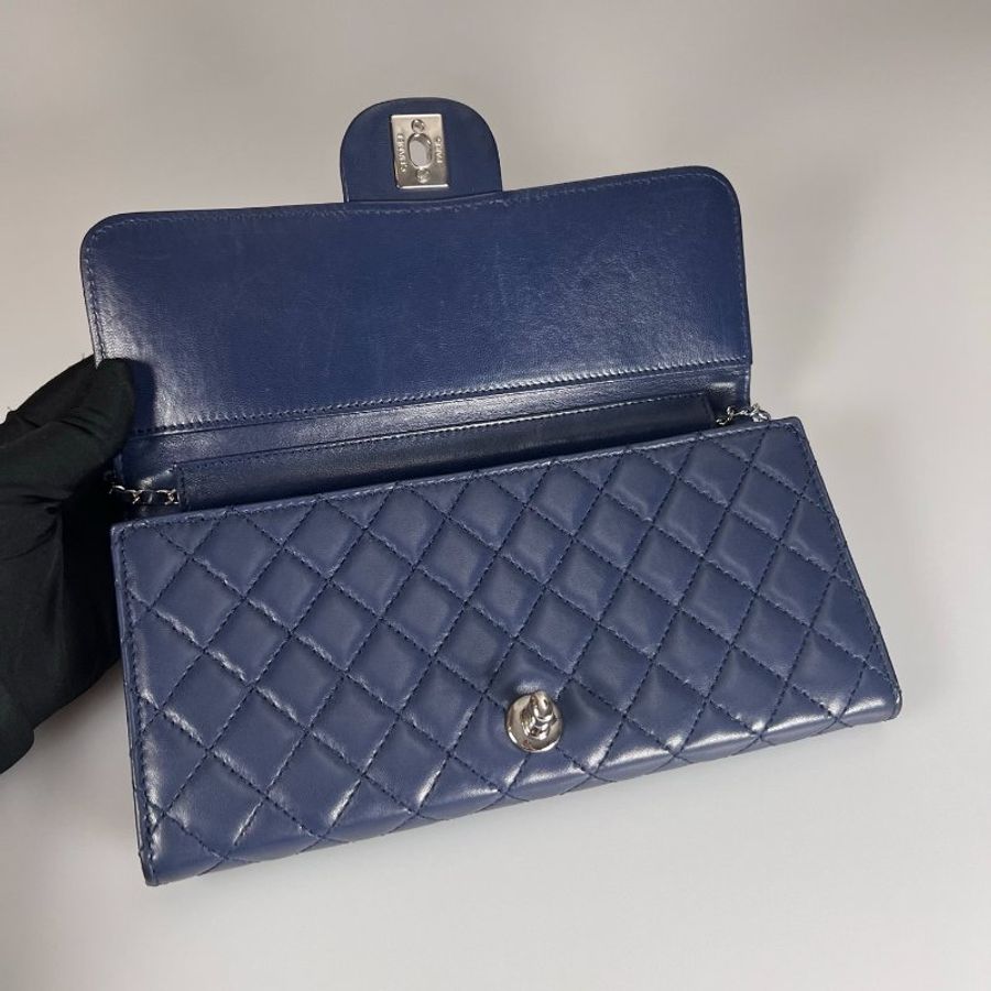 CHANEL WOC長款羊皮藍 保卡款14開-4