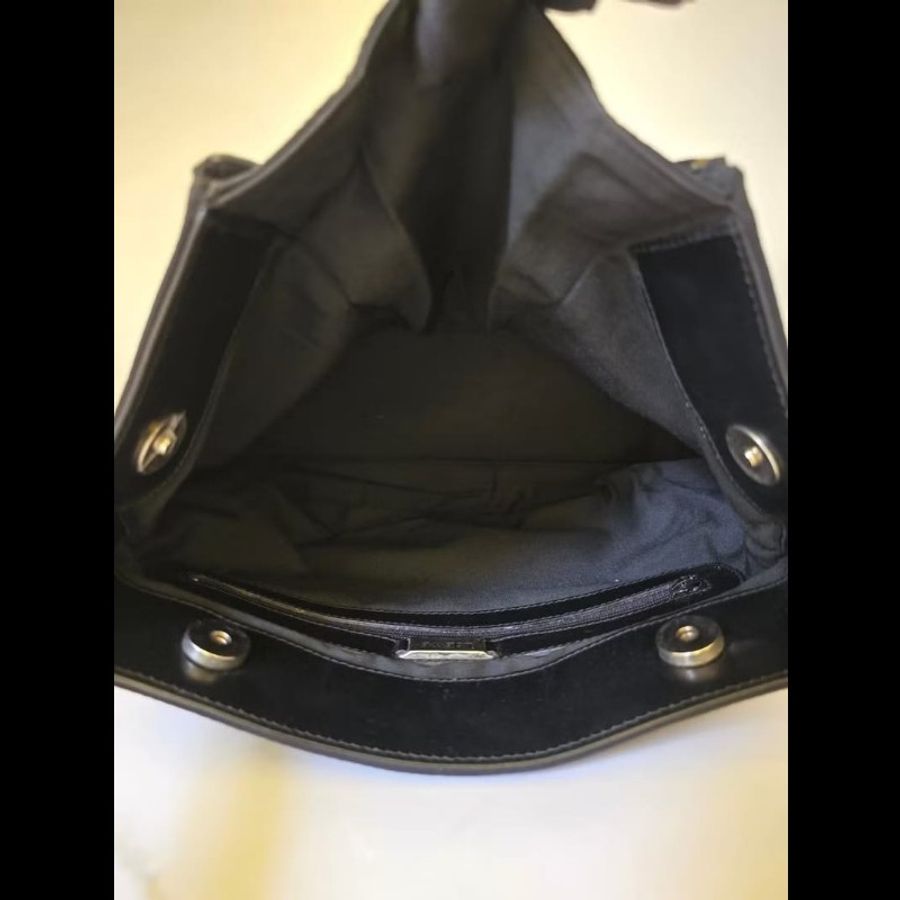【LA LUNE】稀有中古包 Loewe Velazquez 黑色銀雕刻扣拼皮流浪包 側背包 單肩包 二手包-5