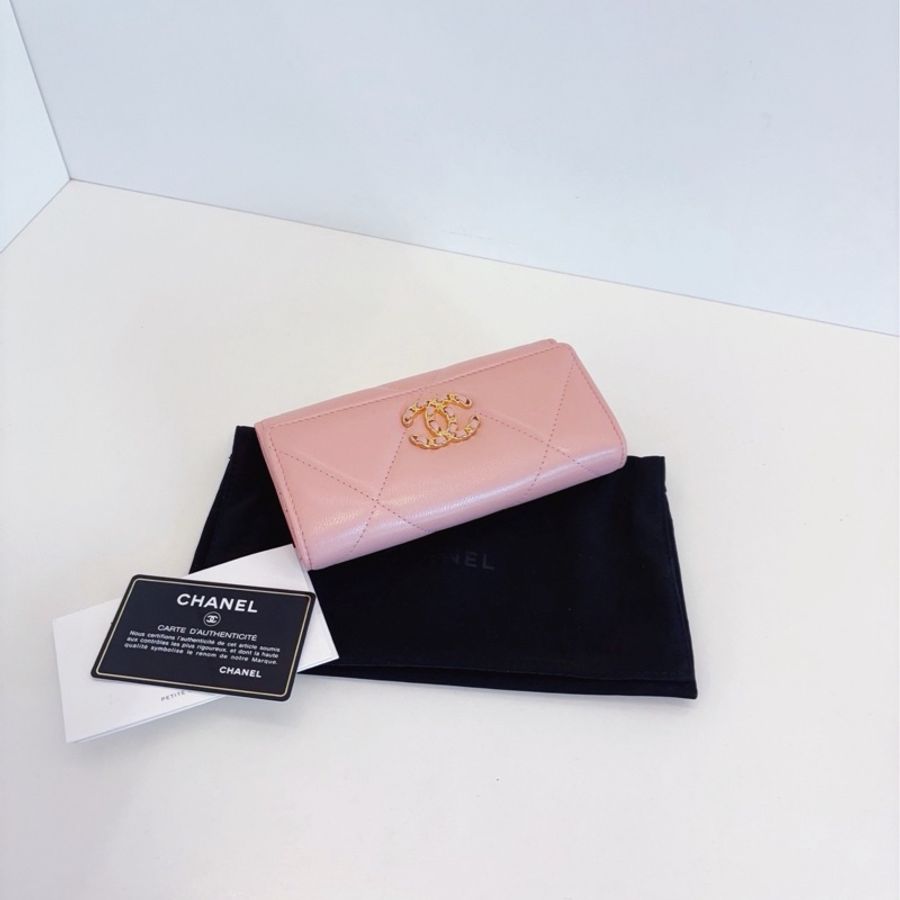 Chanel香奈兒 19bag系列粉色大菱格金扣翻蓋長錢包-6