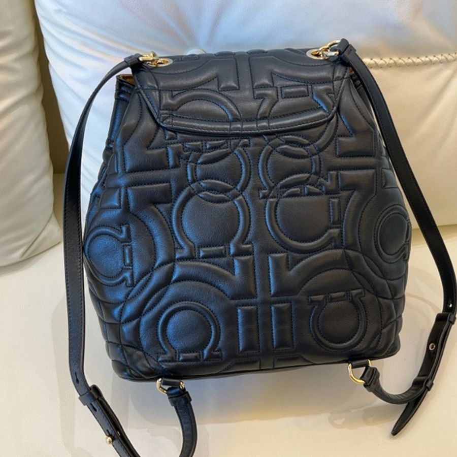 Salvatore Ferragamo LOGO 壓印皮革 後背包-8