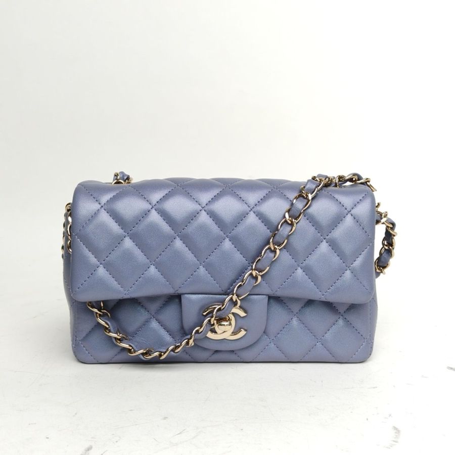 CHANEL CF口蓋包大Mini20cm藍色羊皮晶片開金扣-0