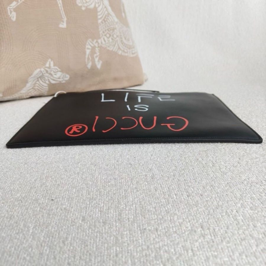 Gucci 全皮字母印花手拿包 黑色牛皮30*20 9新 配件塵袋-4
