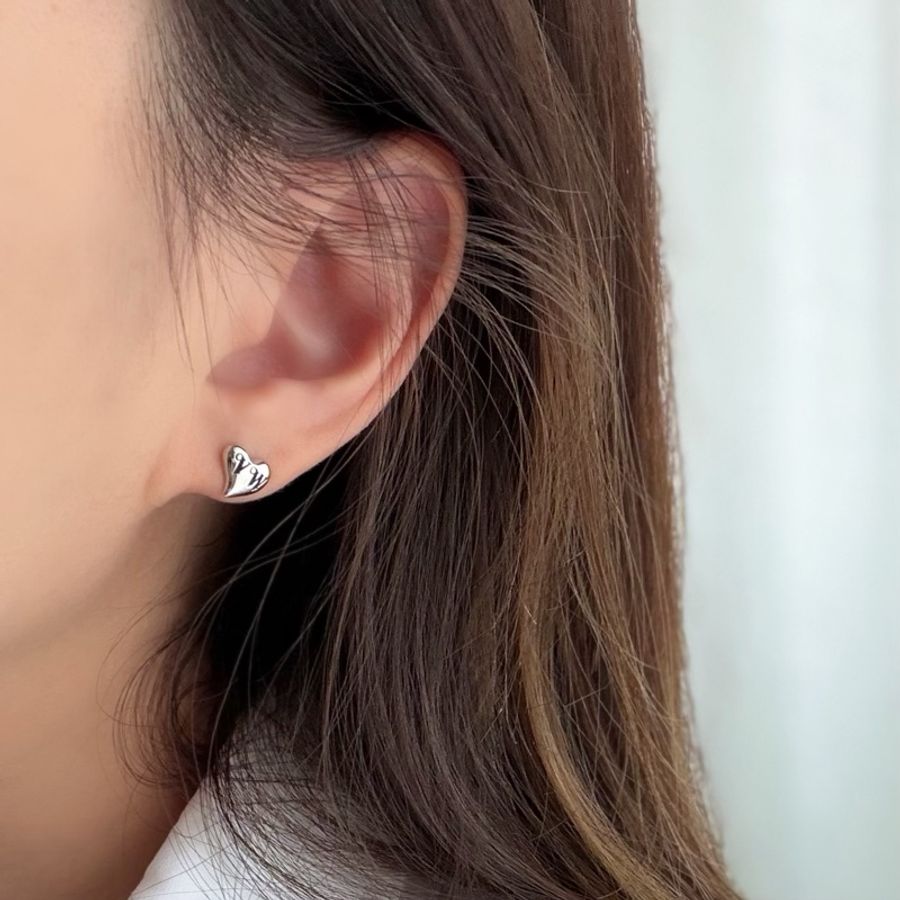 Vivienne Westwood🪐Leodaria Earrings 925純銀 不對稱土星/愛心耳環-4