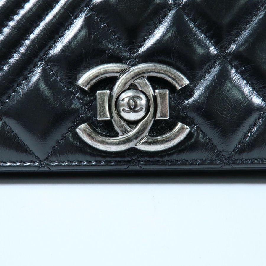 CHANEL 牛皮皮革Coco Boy Flap Bag鏈帶肩背袋-10