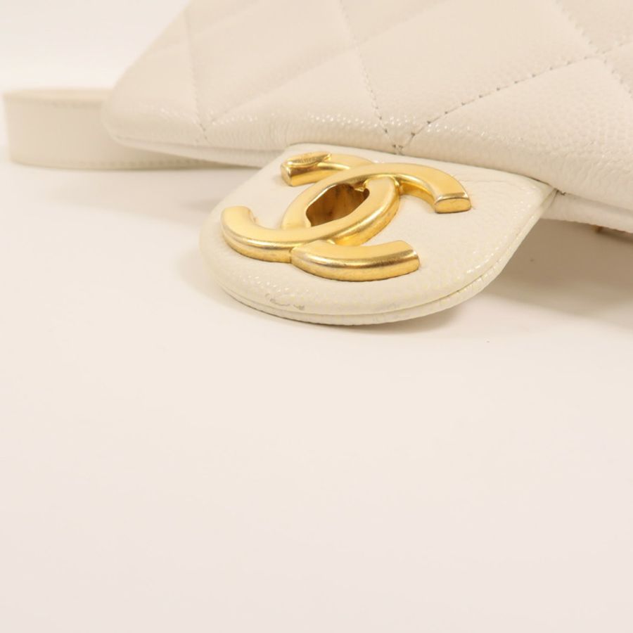 CHANEL 牛皮皮革Mini Twist Your Buttons Flap金扣鏈帶肩背袋-15