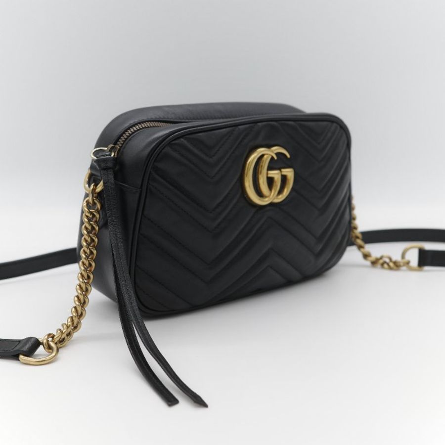 Gucci 古馳 GG Marmont 經典黑色 小牛皮 鏈條拉鍊肩背相機包-2