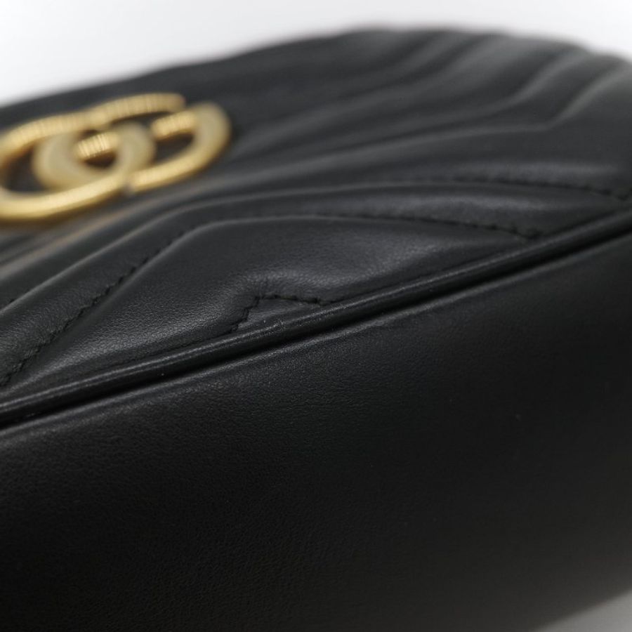 Gucci 古馳 GG Marmont 經典黑色 小牛皮 鏈條拉鍊肩背相機包-9