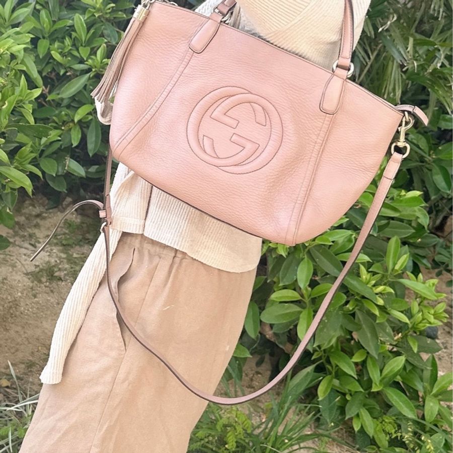 古馳 流蘇包 斜背包 側背包 中古包包 側背包 斜背 單肩包 托特包 中古包 經典款 櫻花色 櫻花粉 肩背包 Gucci soho tassel bag pink-2