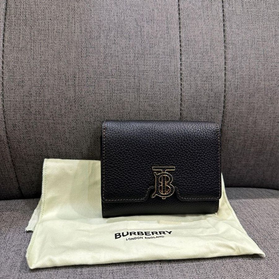 💎Han's house精品服飾💎Burberry TB 零錢袋 短夾-0