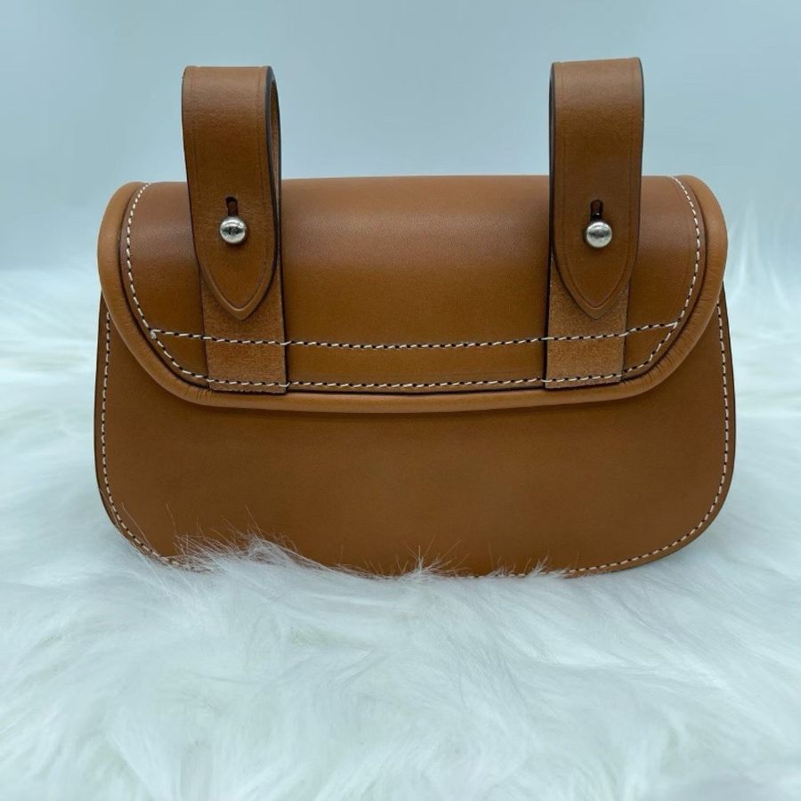 Gucci bamboo竹節鎖扣隨身包牛皮腰包 18*6*11.5cm 99新配件盒子 塵袋-9