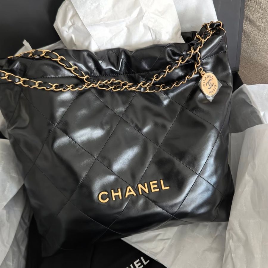 #全新全配🈶購證 #賠售割愛有緣人💕 Chanel 22bag黑金垃圾袋小號 芯片款-8